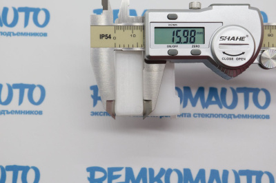 Держатель стекла (лопатка) стеклоподъёмника BMW 1-series E87 2004-2012 770589