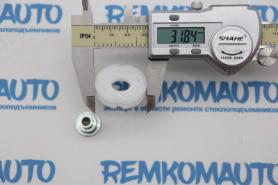 Обводной ролик стеклоподъёмника с клепкой 772441