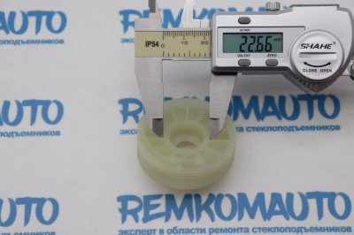 Ролик стеклоподъёмника (катушка стеклоподъемника) 770831