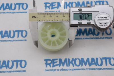 Ролик стеклоподъёмника (катушка стеклоподъемника) 770927