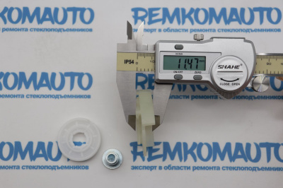 Обводной ролик стеклоподъёмника (комплект) (Ø 32, Ø 10)770841