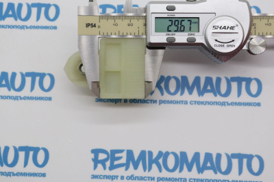 Фиксатор стекла стеклоподъёмника 771167