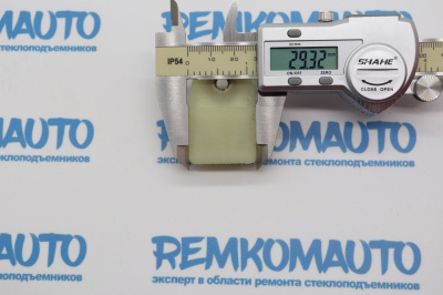 Фиксатор стекла стеклоподъёмника 771190