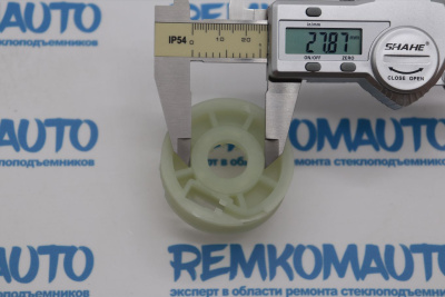 Ролик стеклоподъёмника (катушка стеклоподъемника) 770459