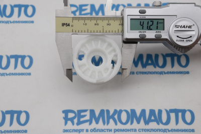 Ролик стеклоподъёмника (катушка стеклоподъемника) 770658