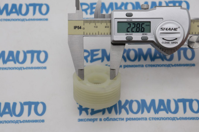 Ролик стеклоподъёмника (катушка стеклоподъемника) 770065