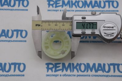 Ролик стеклоподъемника (катушка стеклоподъемника) 772108