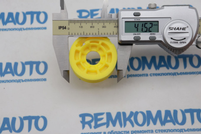 Ролик стеклоподъёмника (катушка стеклоподъемника) 772777