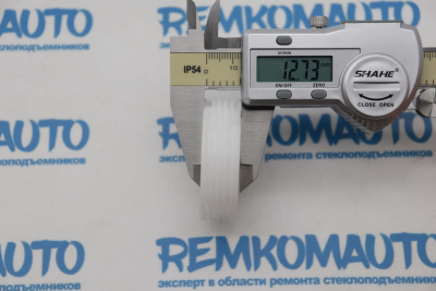 Ролик стеклоподъемника (катушка стеклоподъемника) 772359