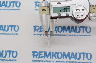 Фиксатор стекла стеклоподъёмника 770538