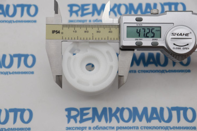 Ролик стеклоподъёмника (катушка стеклоподъемника) 770956