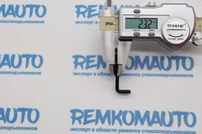 Фиксатор замка багажника Fiat Doblo 770892 Фиксатор замка багажника Fiat Doblo 770892