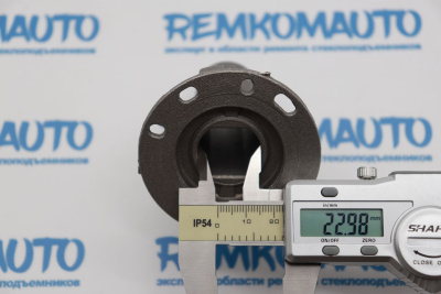 Кронштейн бокового зеркала двери Volkswagen Transporter T5/T6 770185