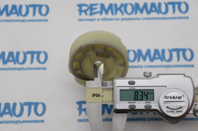 Ролик стеклоподъёмника (катушка стеклоподъемника) 770497