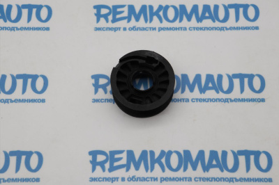 Ролик стеклоподъёмника (катушка стеклоподъемника) 771570