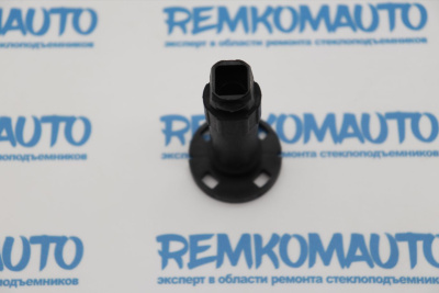 Кронштейн бокового зеркала двери Peugeot 3008/5008/Renault Kadjar 772851