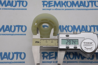 Ролик стеклоподъёмника (катушка стеклоподъемника) 771250