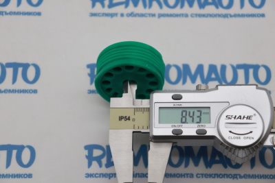 Ролик стеклоподъёмника (катушка стеклоподъемника) 771177