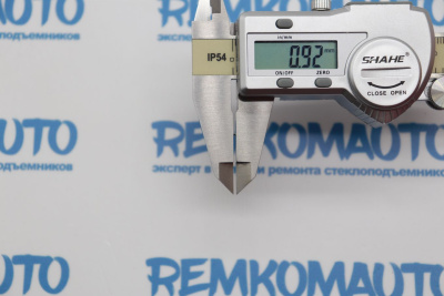 Пружина замка двери Mercedes Benz (перед./зад. прав.) 772517