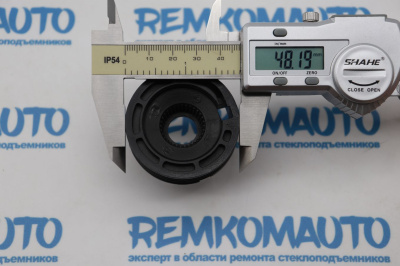 Ролик стеклоподъёмника (катушка стеклоподъемника) 770667