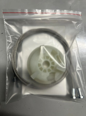 Ремкомплект ст-ка (трос+ролик) Citroen C4 B7 2 покол. 2010- ОЕМ: ARM121787AVG (перед. лев.) 778576