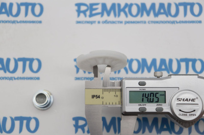 Обводной ролик стеклоподъёмника с клепкой 771333