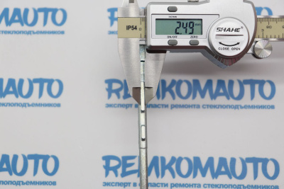 Шток личинки замка двери Peugeot Partner/Citroen Berlingo 771027