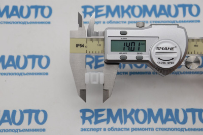 Фиксатор для направляющего держателя стеклоподъёмника 770190