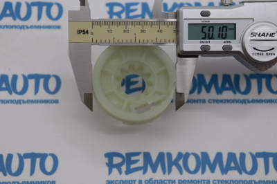 Ролик стеклоподъёмника (катушка стеклоподъемника) 770459