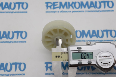 Ролик стеклоподъёмника (катушка стеклоподъемника) 772464