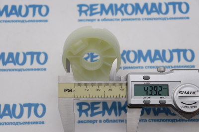 Ролик (катушка) стеклоподъёмника Iveco 771235