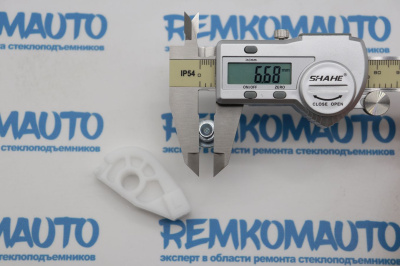 Обводной ролик стеклоподъёмника с клепкой 772283