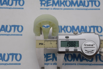 Ролик стеклоподъемника (катушка стеклоподъемника) 772108