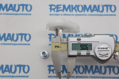 Обводной ролик стеклоподъёмника с клепкой 772283