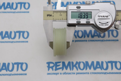 Ролик стеклоподъёмника (катушка стеклоподъемника) 770829