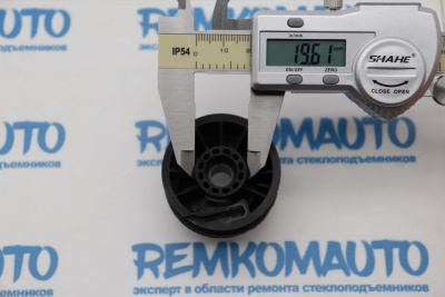 Ролик стеклоподъемника (катушка стеклоподъемника) 771620