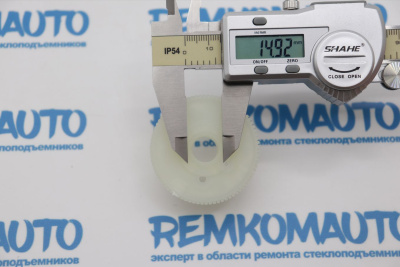 Шестерня электромотора стеклоочистителя заднего стекла Fiat Doblo 771795