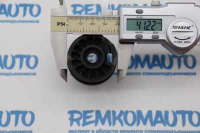 Ролик стеклоподъёмника (катушка стеклоподъемника) 772416