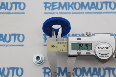 Обводной ролик стеклоподъемника с клепкой 770294