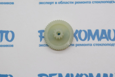 Шестерня вакуумного замка Land Rover Range Rover 772760