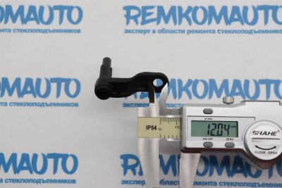 Фиксатор замка багажника Fiat Linea (лев./прав.) 772405