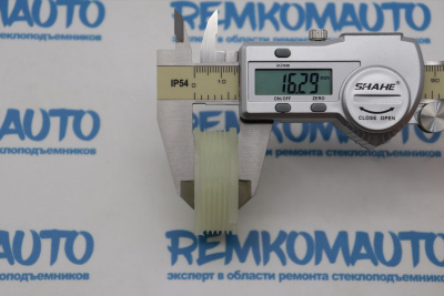 Ролик стеклоподъёмника (катушка стеклоподъемника) 771193