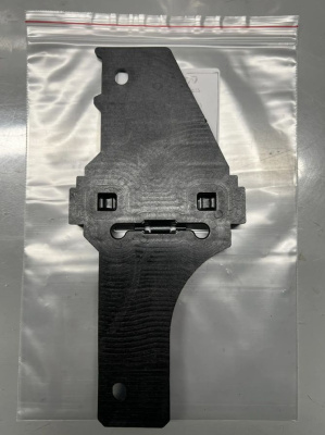 Направляющий держатель стеклоподъёмника (каретка стеклоподъемника) 771071