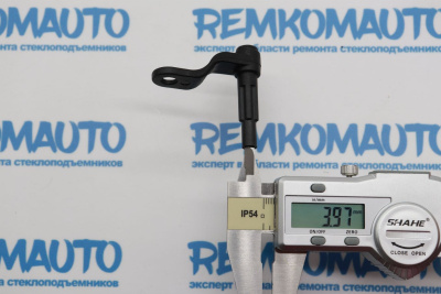 Фиксатор замка багажника Fiat Linea (лев./прав.) 772405