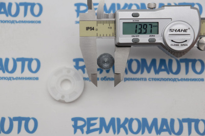 Обводной ролик стеклоподъёмника с клепкой 772494