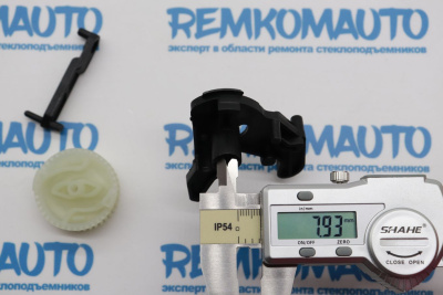 Ремкомплект личинки замка двери BMW (перед. лев.) 772365