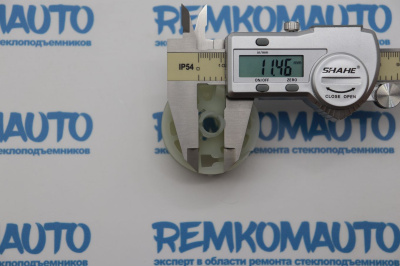 Ролик стеклоподъёмника (катушка стеклоподъемника) 776053