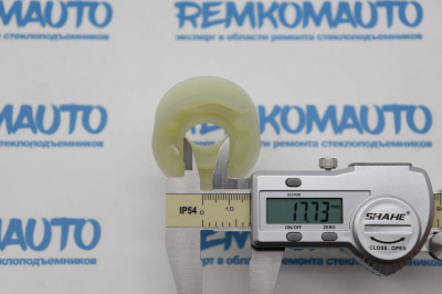 Ролик стеклоподъёмника (катушка стеклоподъемника) 772460