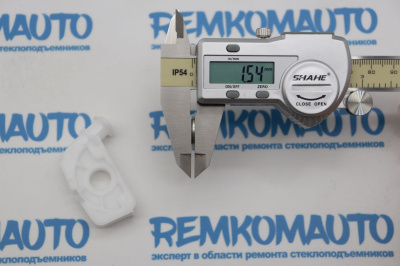 Обводной ролик стеклоподъёмника с клепкой 770598