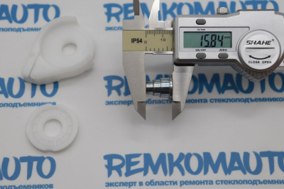 Обводной ролик стеклоподъёмника (комплект) 771143 Обводной ролик стеклоподъёмника (комплект) 771143